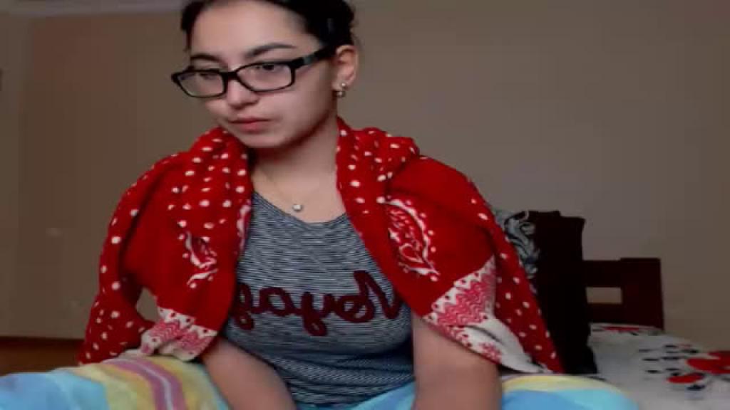 lia_mia [2019-10-07 21:00:32]