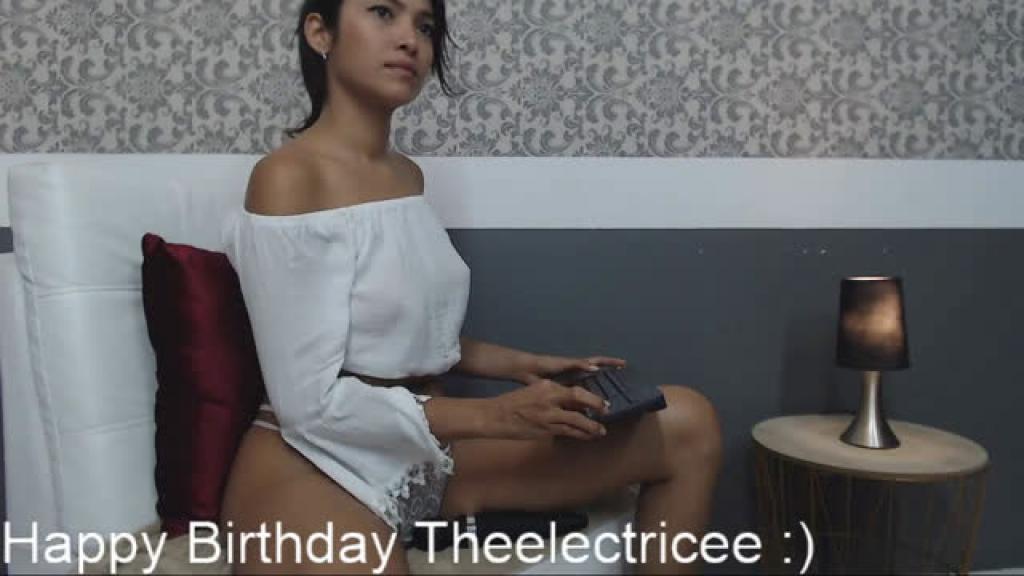 arianadiamond [2019-08-03 01:00:21]
