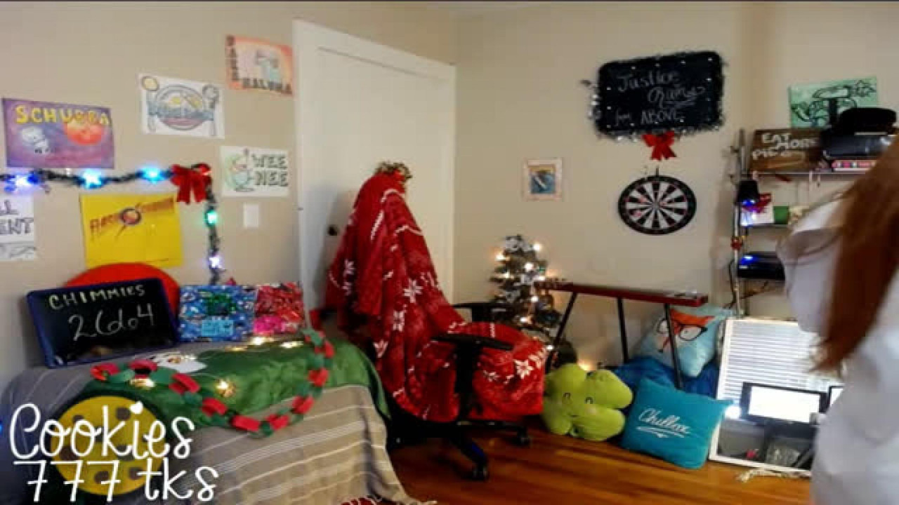 SquishmasGirl [2017-12-20 15:05:36]
