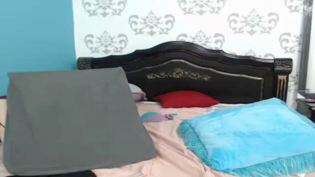 vanessa_and_nathaly