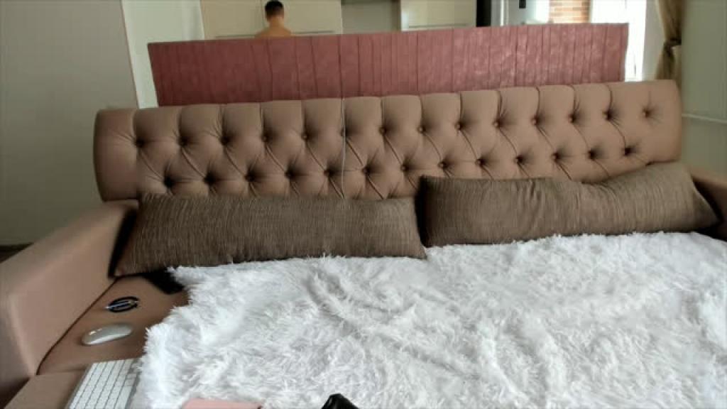 hooot_couple [2019-08-10 11:34:50]