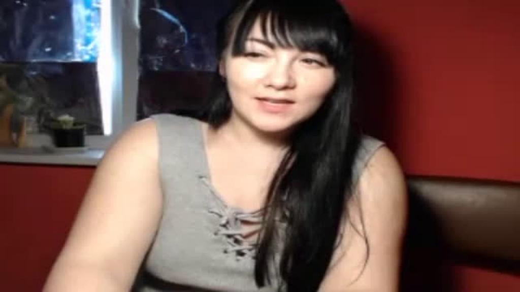 hornylina1