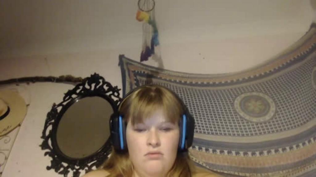 emmaisveryhorny [2020-03-06 08:54:26]