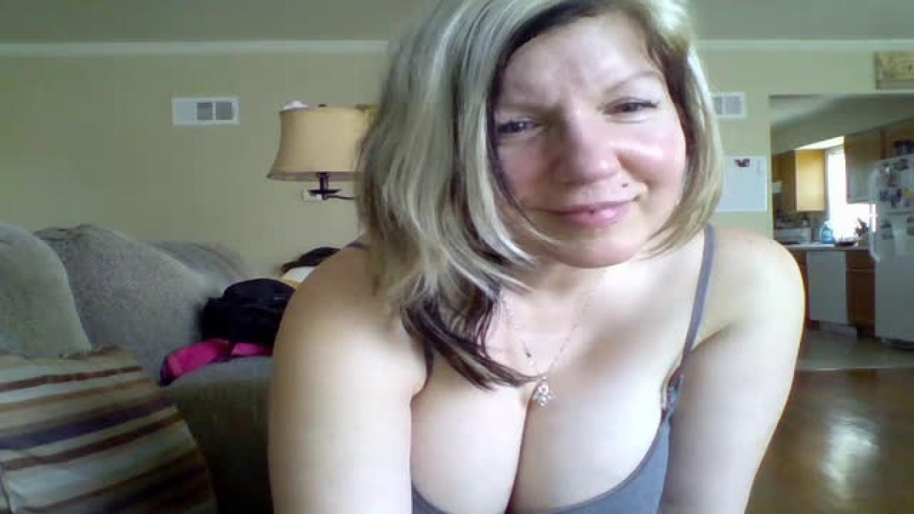 ElzaHh MyFreeCams [2018-01-30 20:21:25]