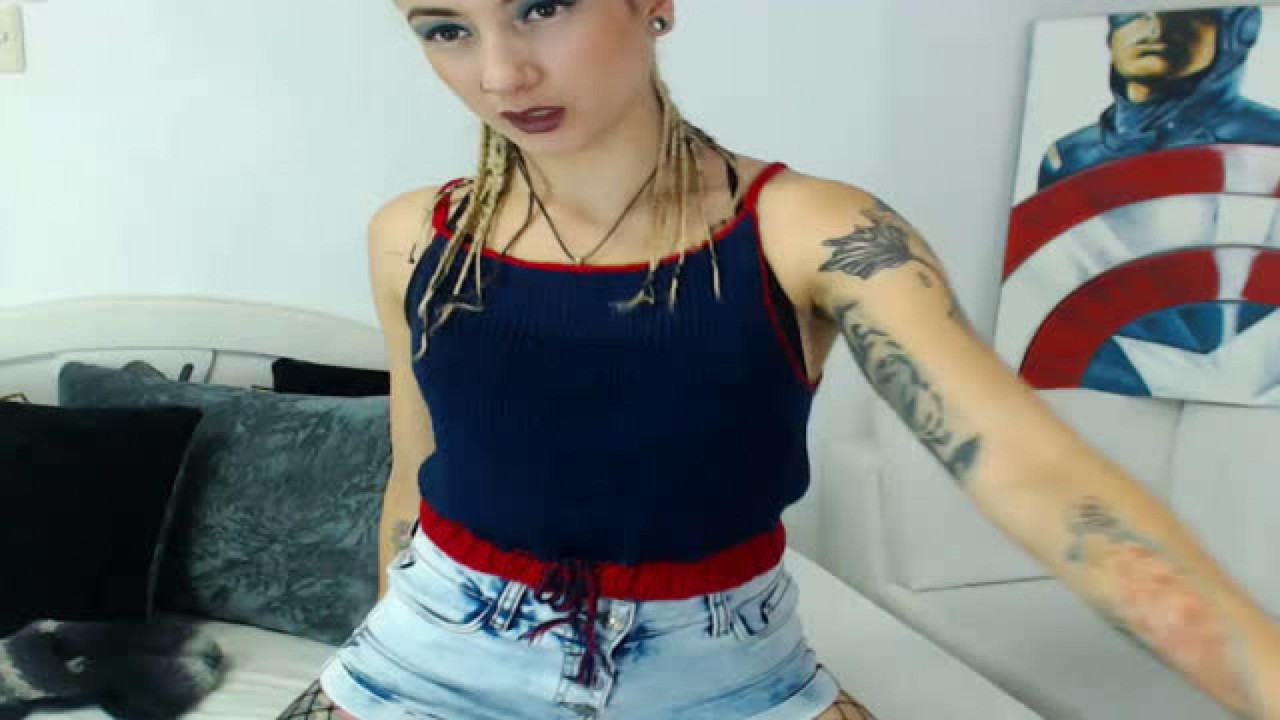 MitzyCat [2017-11-23 13:50:52]
