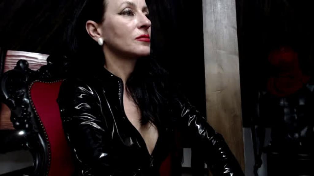 MistressTaylor [2019-11-17 03:00:27]