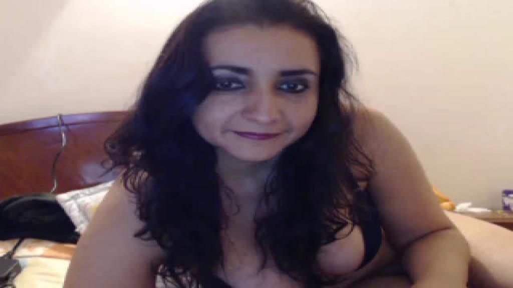 dama-hot