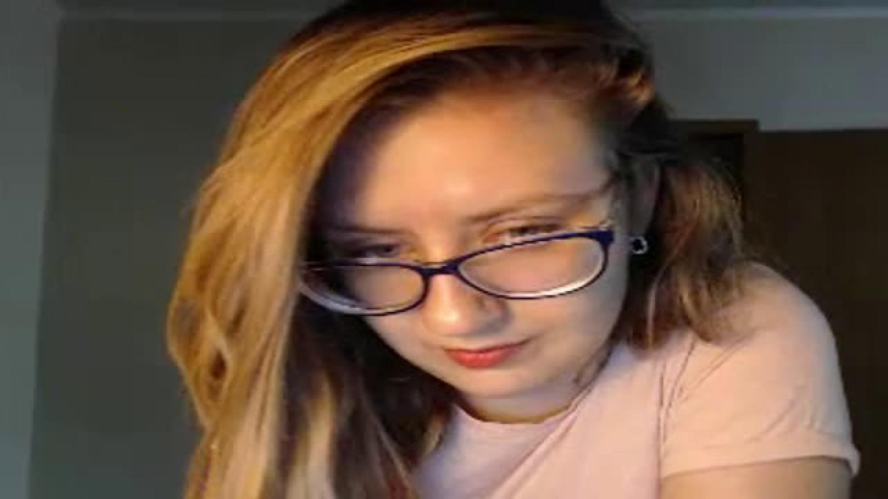 EvaRozze MyFreeCams [2018-05-15 07:31:14]