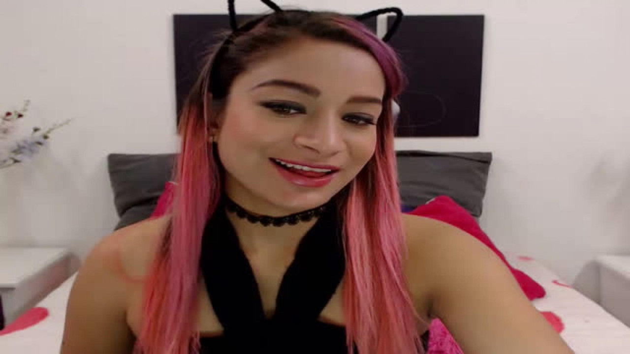 CharllotteSexy [2017-11-19 14:35:52]