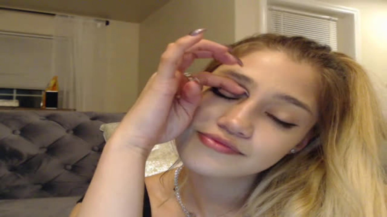 Babygirl_97 MyFreeCams [2017-10-11 06:32:31]