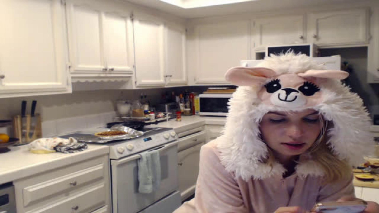 Emmalee_ MyFreeCams [2017-11-11 08:01:27]