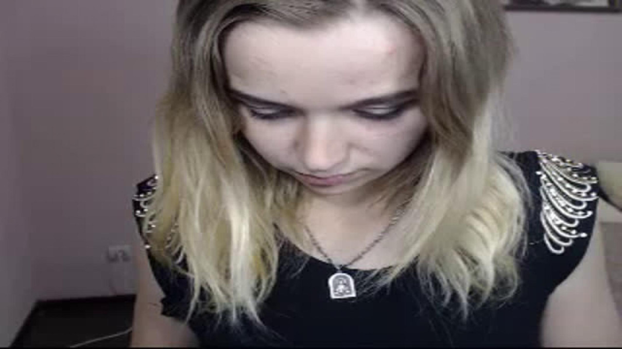 StellaBloom MyFreeCams [2018-05-06 08:20:48]