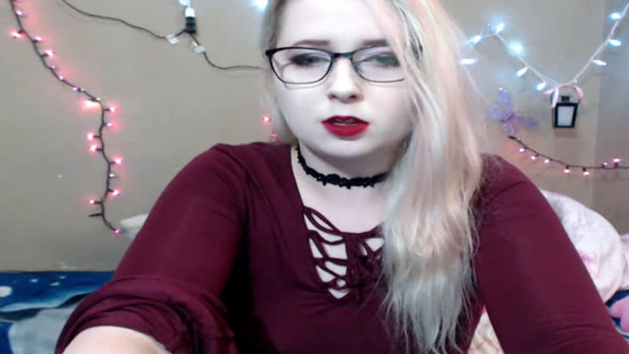 LunaCamKitten [2018-06-12 05:30:25]