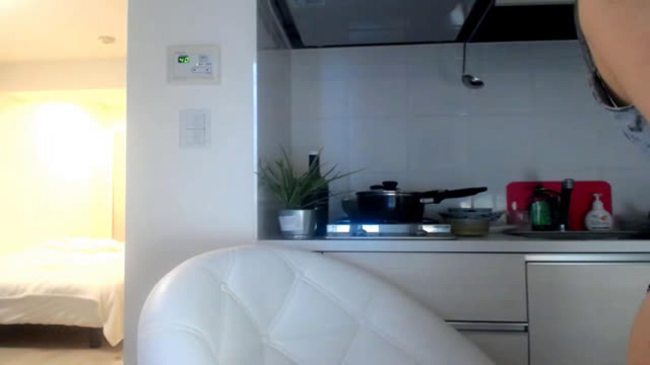 Leela_ MyFreeCams [2018-02-01 06:36:38]
