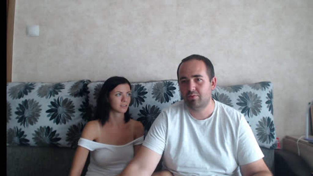strangercouple1