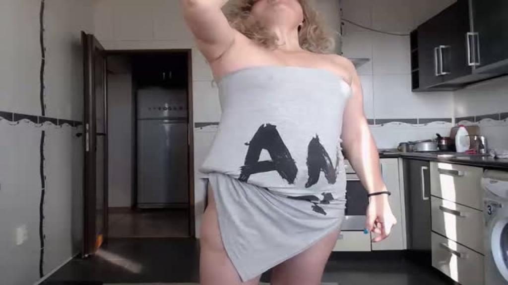 s3xymama [2019-08-08 15:35:54]
