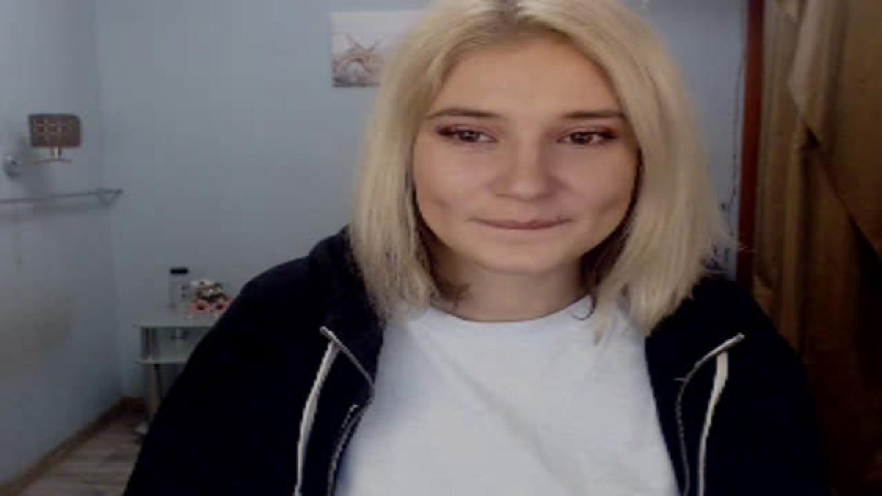 Foreverlovee MyFreeCams [2017-11-03 21:40:24]