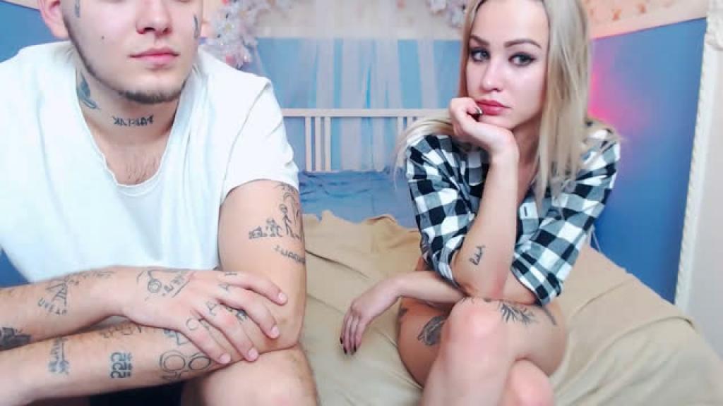 ufavorite_couple [2019-12-30 02:35:14]