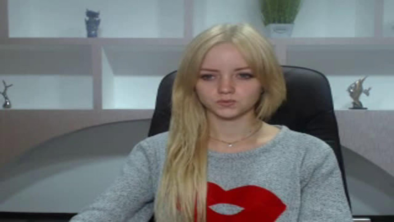 RosemaryHuge MyFreeCams [2017-10-23 10:17:56]