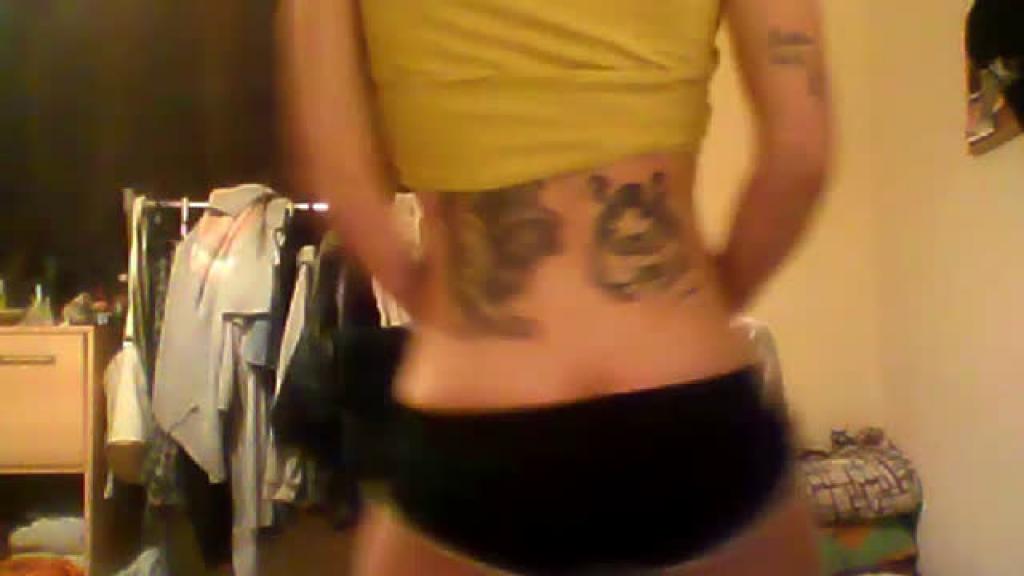 hornyamiexxx [2020-04-08 21:21:10]