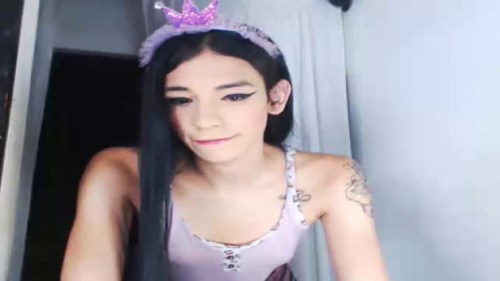 sarah_horny666 [2019-07-15 04:00:45]