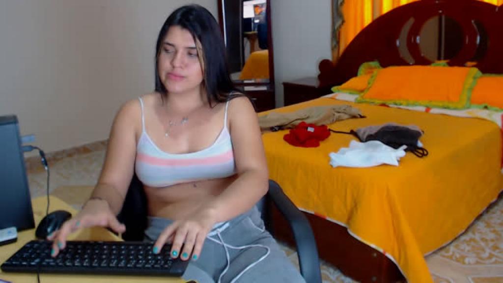 hilary_eva