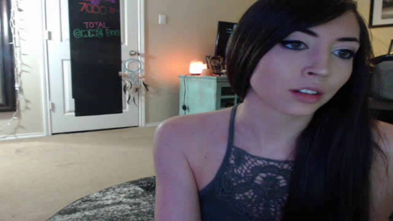 WinnDixiee MyFreeCams [2017-09-04 06:40:27]