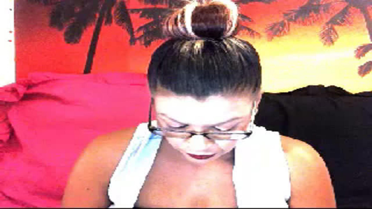 sexyskyler2