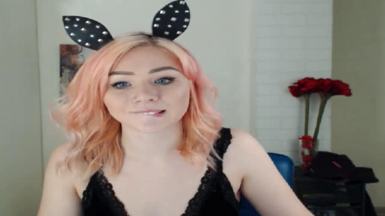 XFunWithYoux MyFreeCams [2018-02-04 12:04:53]