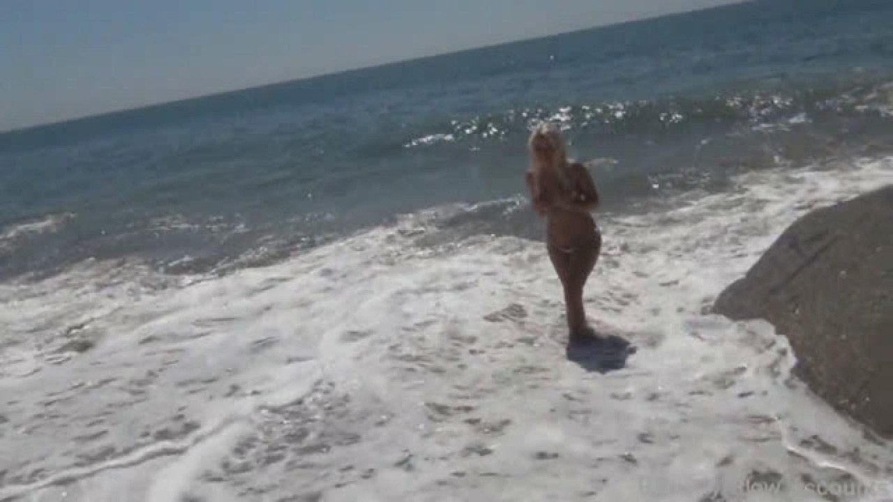 BlowbyBlowAccts - Anikka Albrite Public Beach BJ