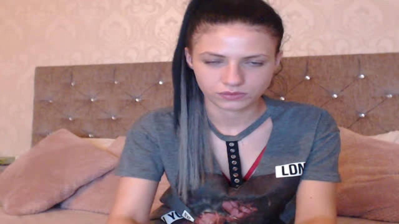 AhMiaMrsDevil MyFreeCams [2018-05-10 04:40:14]