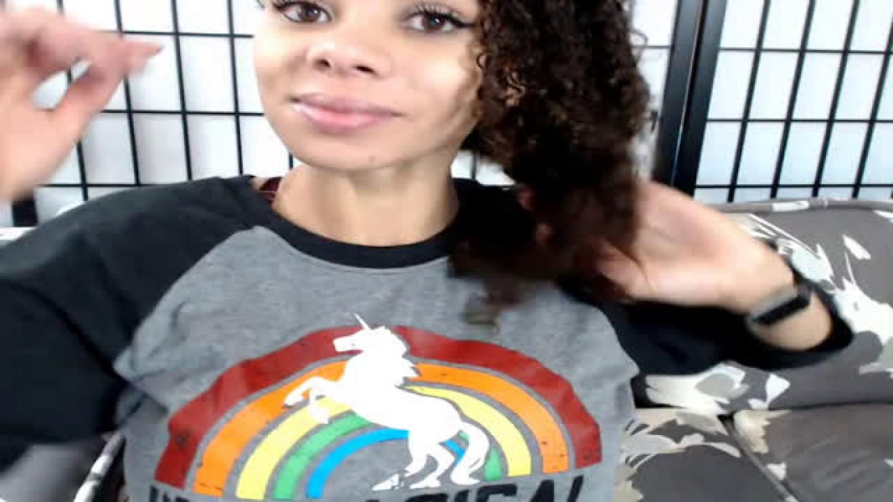 UnicornFantaC MyFreeCams [2017-11-10 17:57:41]