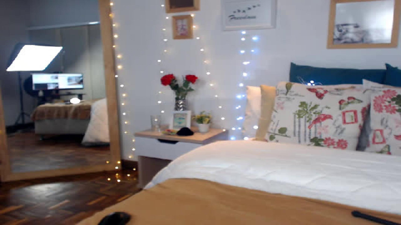 Mia_Steel MyFreeCams [2018-04-26 05:01:02]