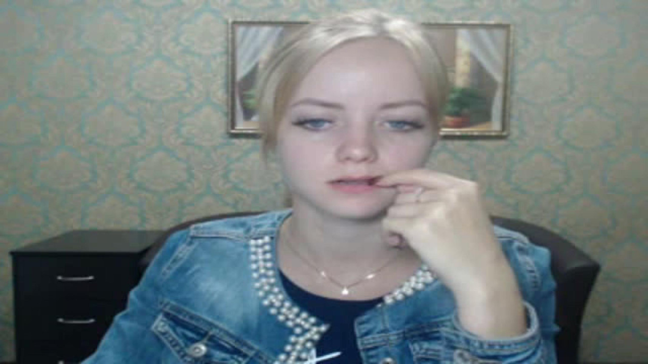RosemaryHuge MyFreeCams [2017-09-20 08:30:15]