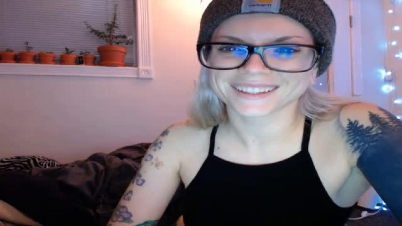 aquarianimp MyFreeCams [2018-01-15 01:23:17]