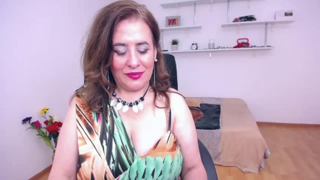 PremiumRoxanne [2019-10-13 19:00:27]