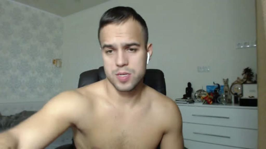 LoveIlyaHot [2019-11-19 16:25:27]