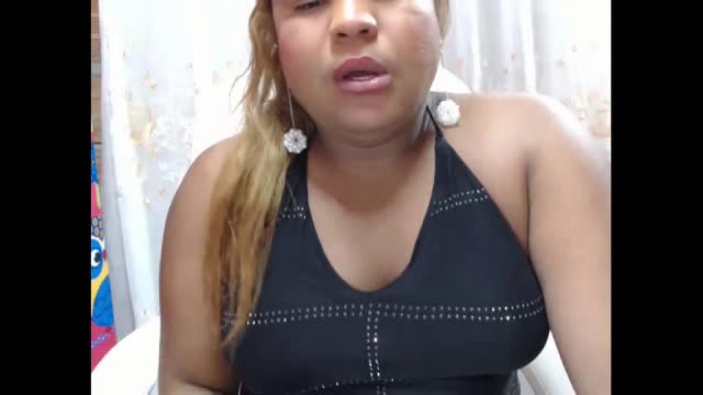 arianyshotxxx