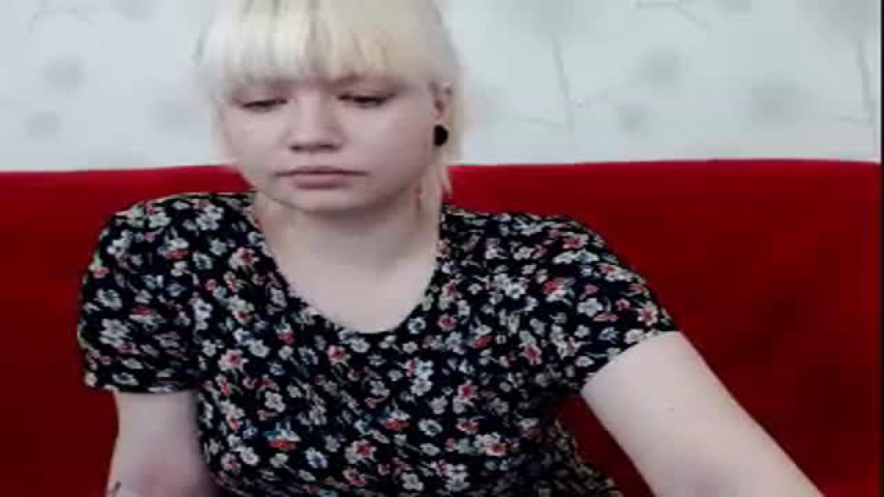 ella_blond