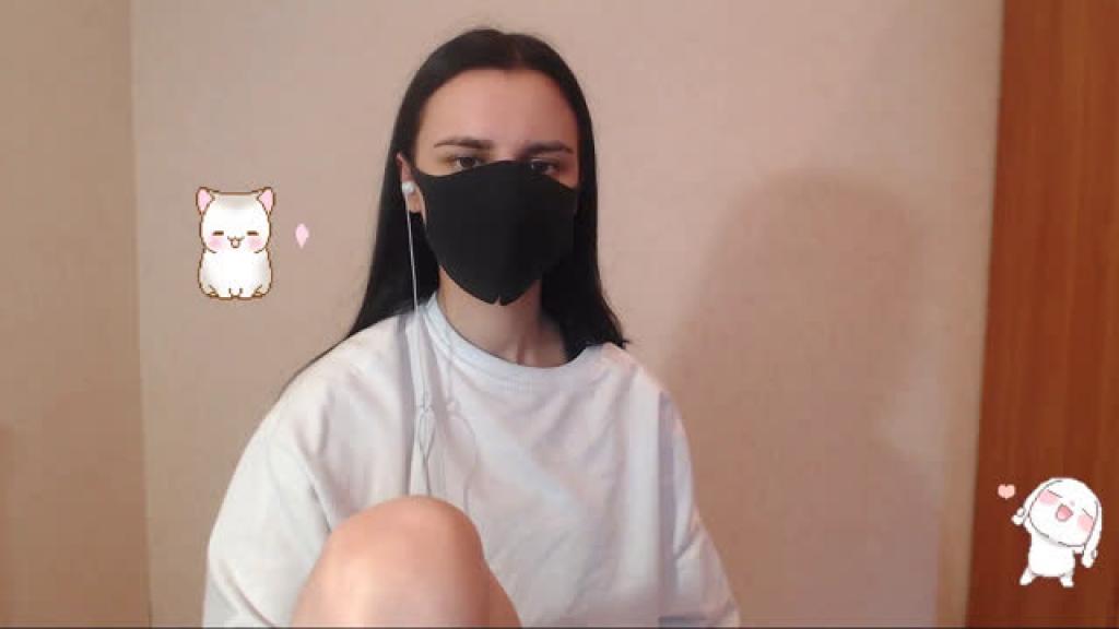 anna_shy