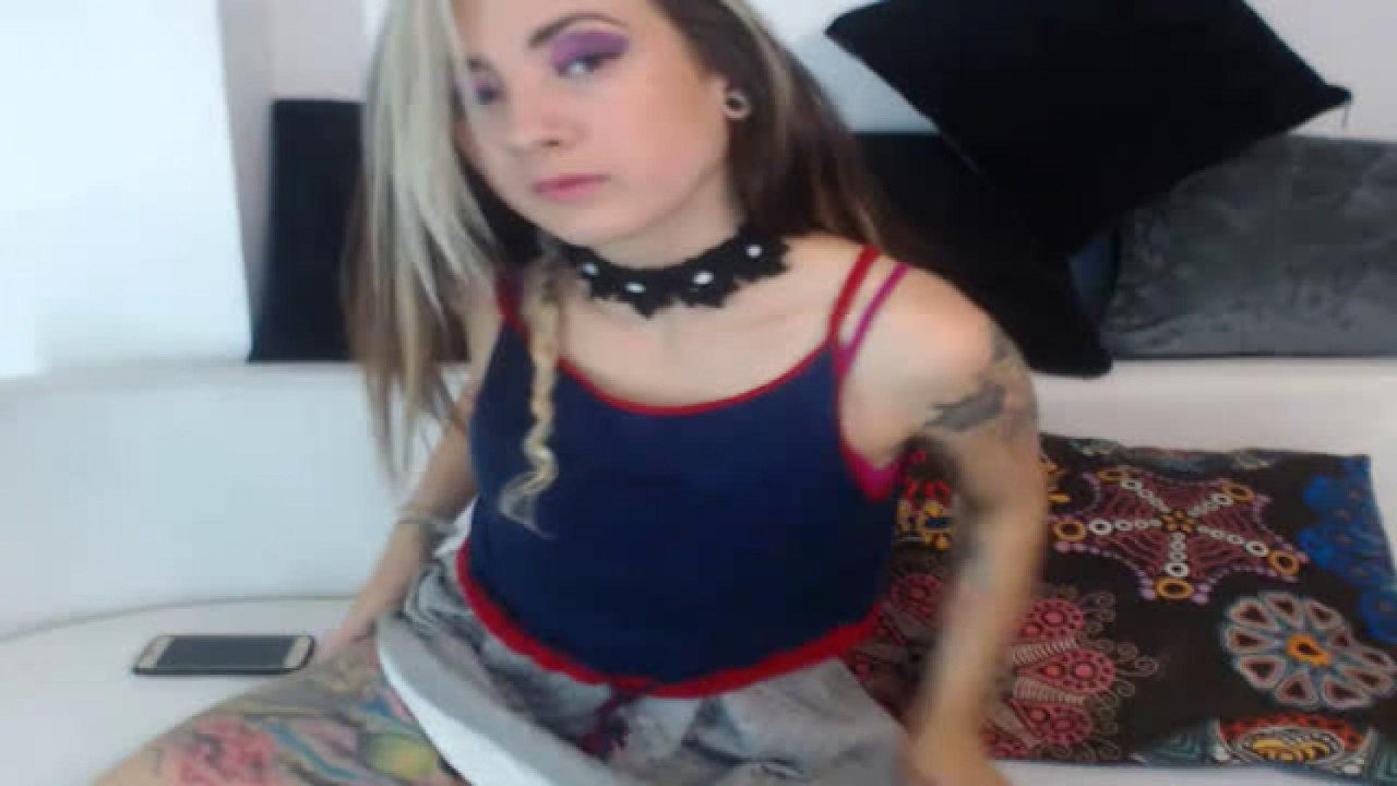MitzyCat [2017-11-26 05:40:52]