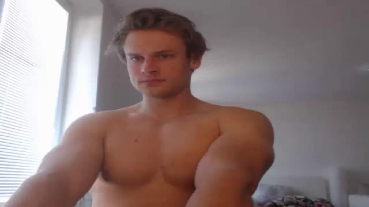 blondmusclemodel