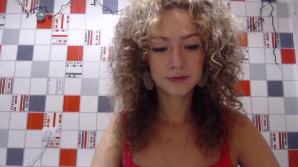 curlybarbie