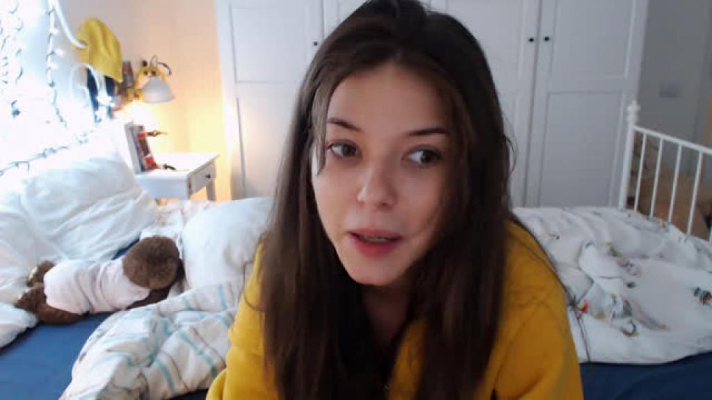christine_horny [2019-09-29 04:55:20]