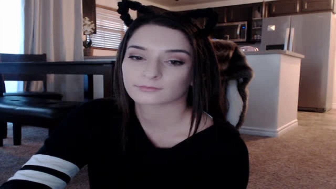alexabearxo MyFreeCams [2017-08-22 01:05:14]