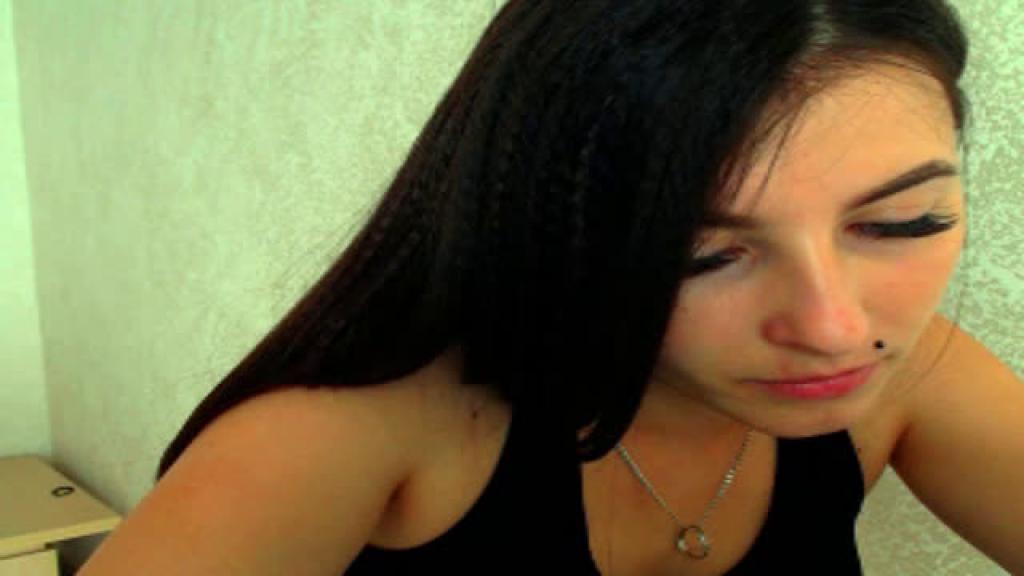 emili_emili_