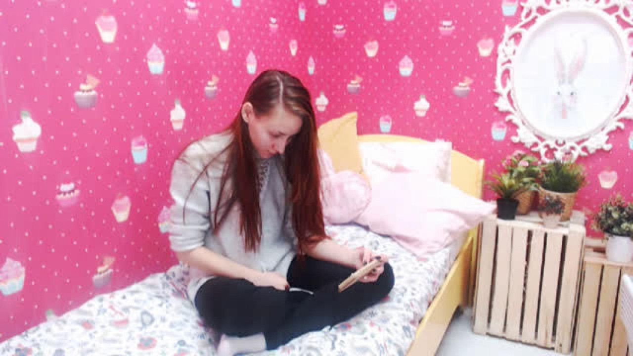 sabrinahotredhead